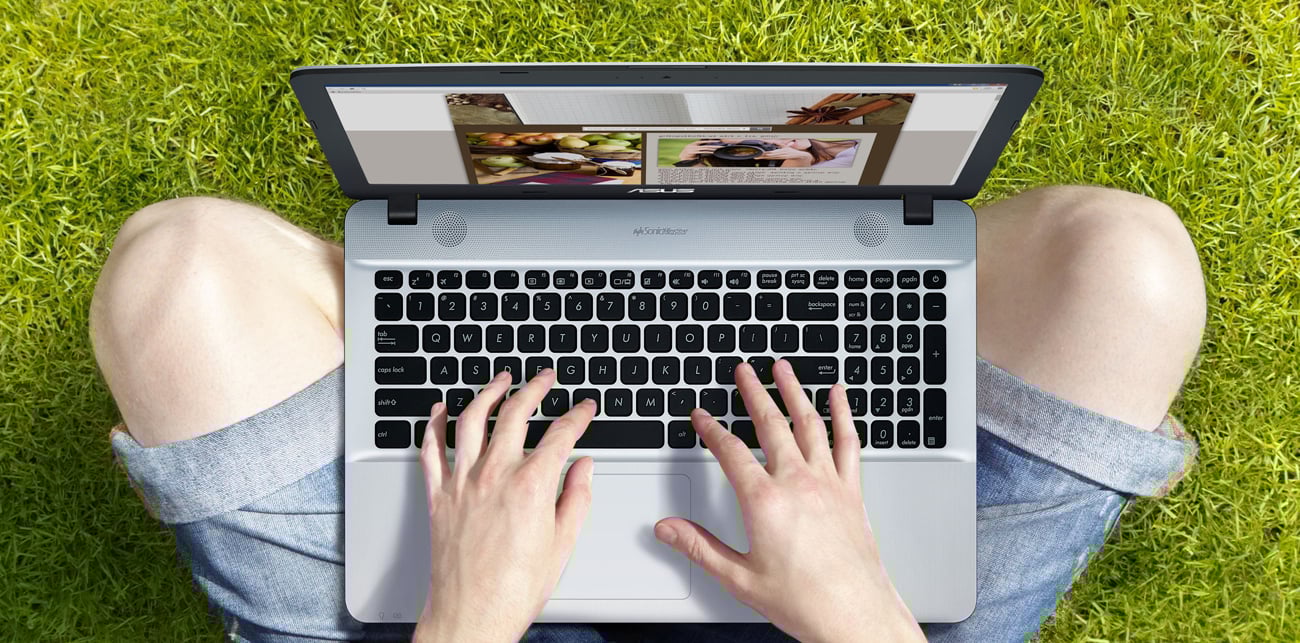 ASUS R541UV-DM792D ergonomiczna klawiatura, touchpad Smart Gesture