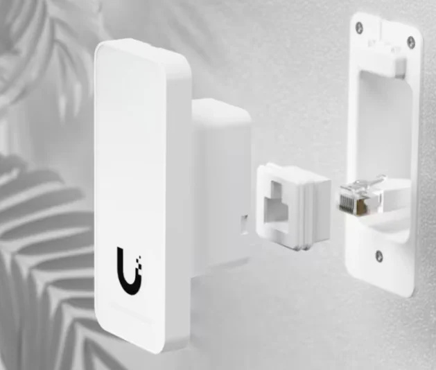 Ubiquiti UA-G2 | Czytnik dostępu NFC Bluetooth | UniFi Access Reader G2, BT4.1, IP55, PoE