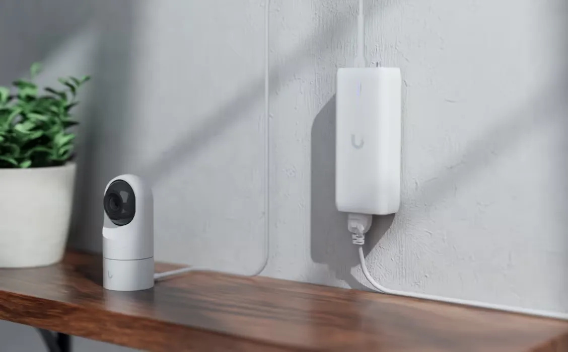Ubiquiti UDB-EU | Urządzenie klienckie | Device Bridge, Wi-Fi, 1x GbE RJ45, 1x Passive PoE