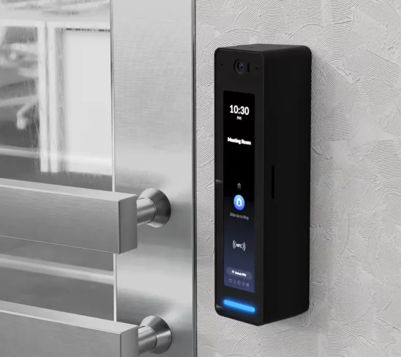 Ubiquiti UACC-Reader-Pro-AM-B | Kątowy uchwyt montażowy dla czytnika dostępu Access Reader | Reader Pro Angle Mount