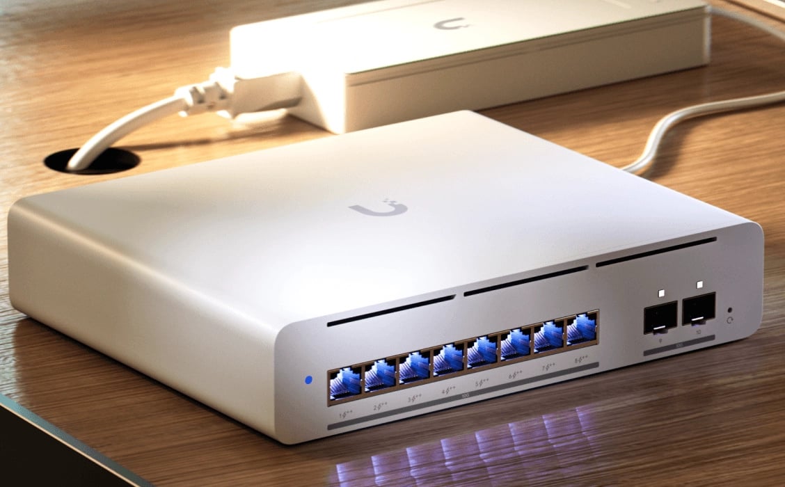 Ubiquiti USW-Pro-XG-8-PoE | Switch | Etherlighting, 8x RJ45 10GbE PoE, 2x SFP+, 155W, Layer 3