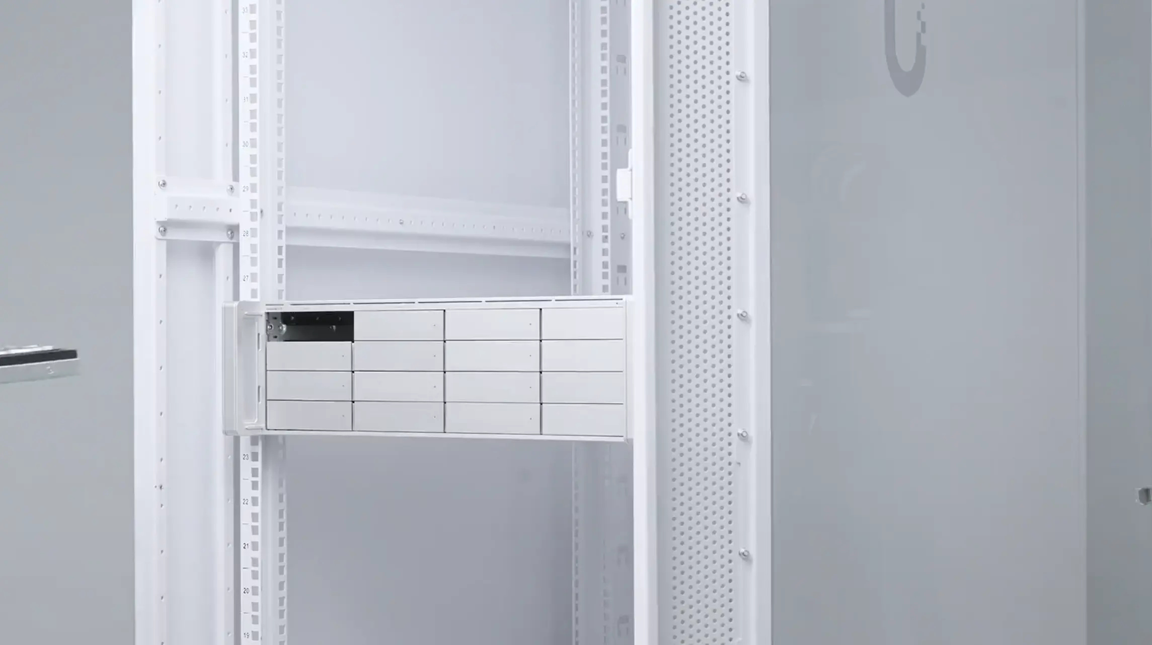 Ubiquiti ENVR | NVR | 3U, 16x 2.5/3.5