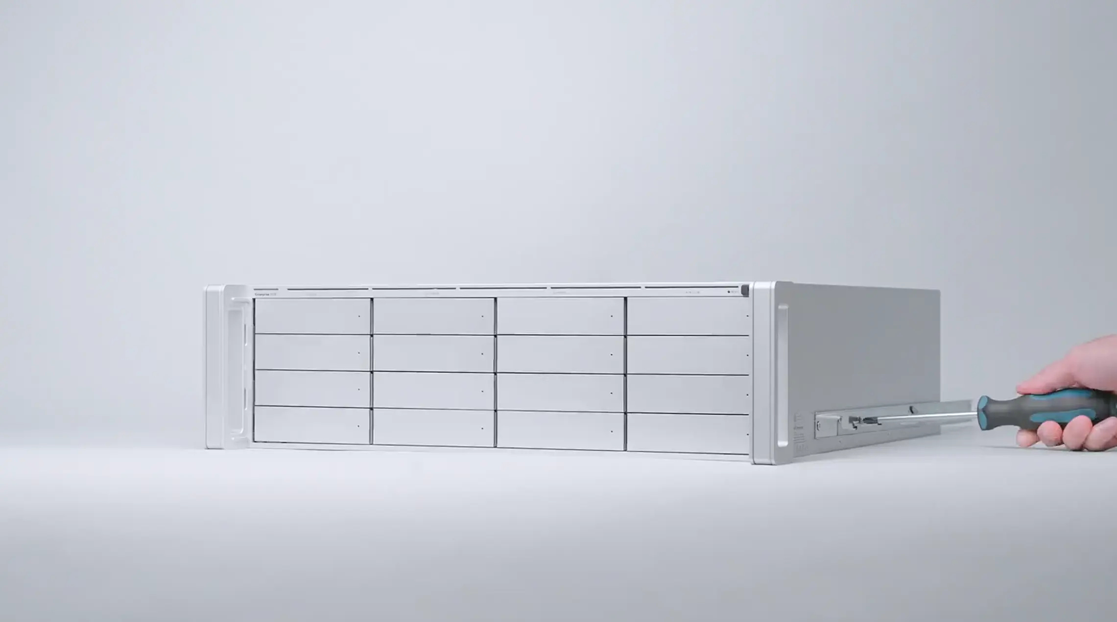 Ubiquiti ENVR | NVR | 3U, 16x 2.5/3.5