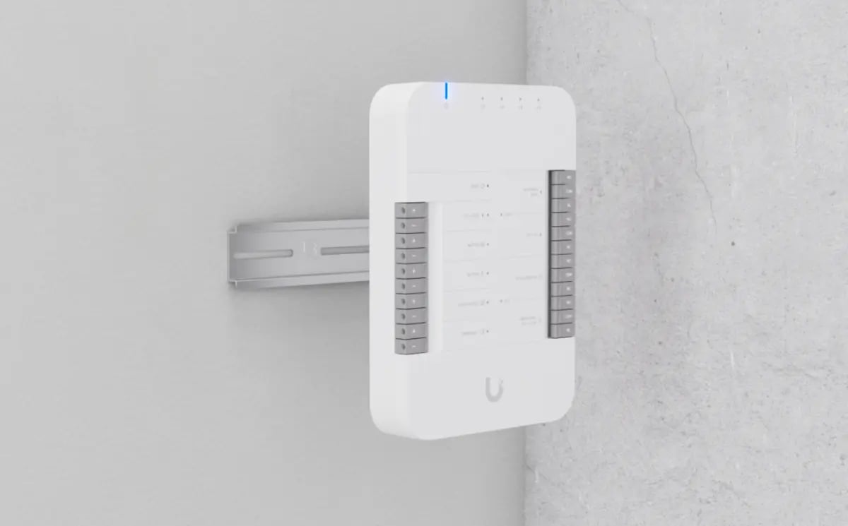 Ubiquiti UA-G3-SK-Pro | Zestaw startowy UniFi Access | Czytnik dostępu G3 + G3-Pro + Hub + Brelok (2 sztuki)