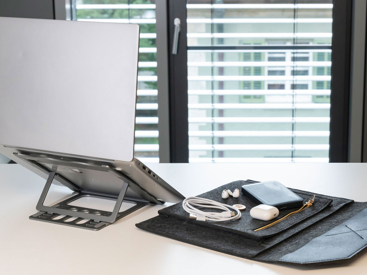 4Smarts Torba i podstawka pod laptop/tablet FoldStand ErgoFix 13