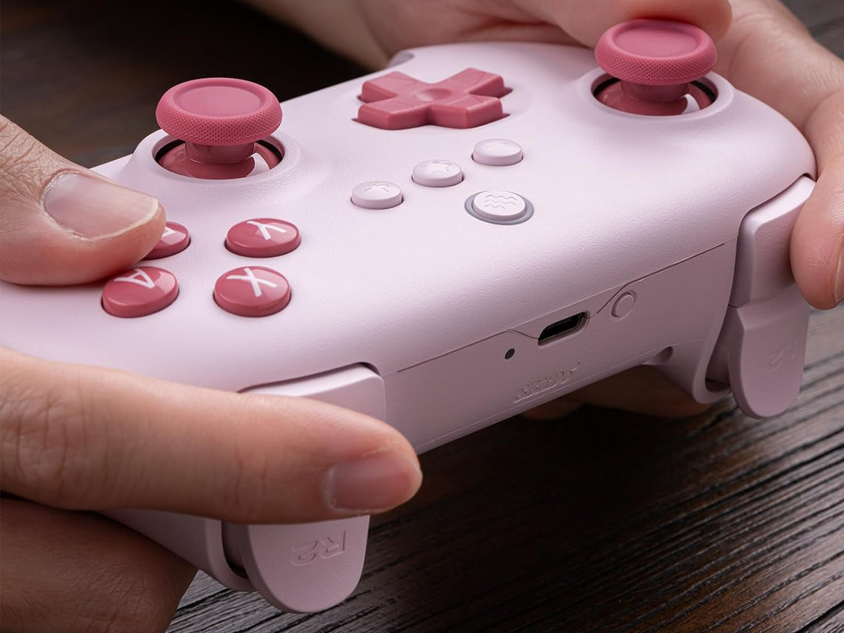 Kontroler 8BitDo Ultimate C Bluetooth Controller Pink NS - Grafika lifestyle