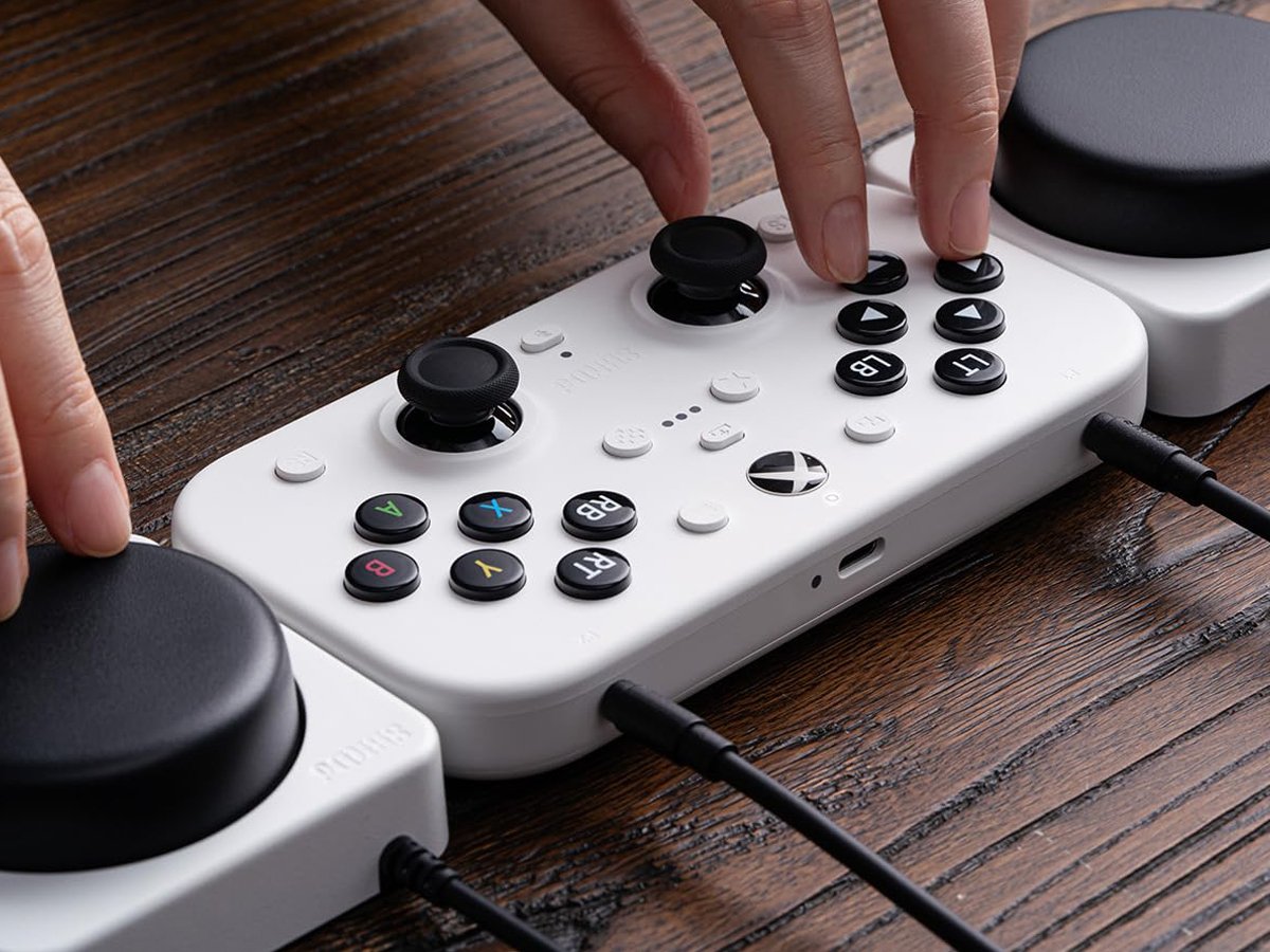 8BitDo Lite SE 2.4G Wireless Controller für Xbox - Lifestyle-Grafik