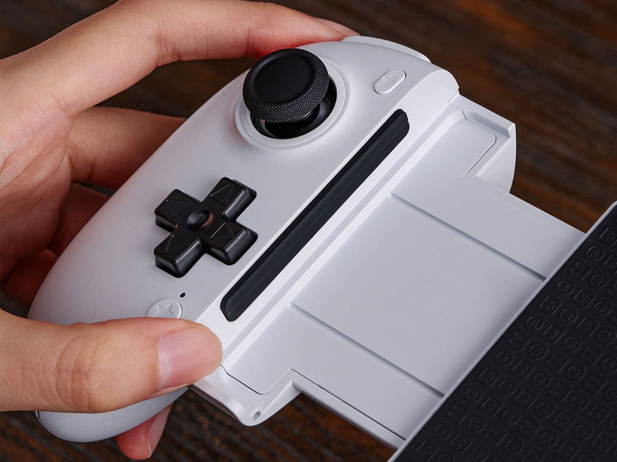 Kontroler 8BitDo Ultimate Mobile Gaming Controller - Kompatybilność i wygodne dopasowanie