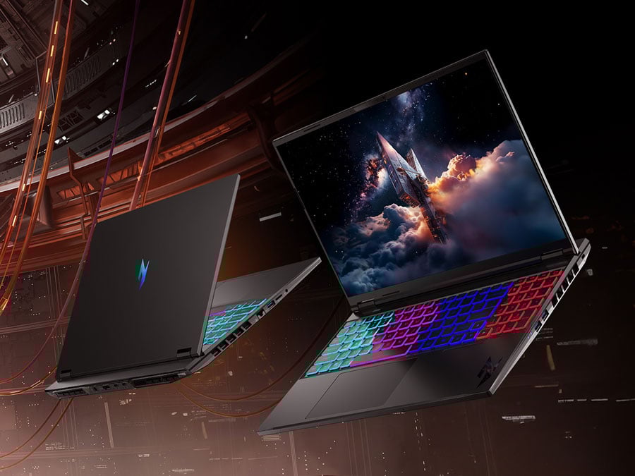 Acer Nitro 16 AI ekran pokrywa oraz klawiatura