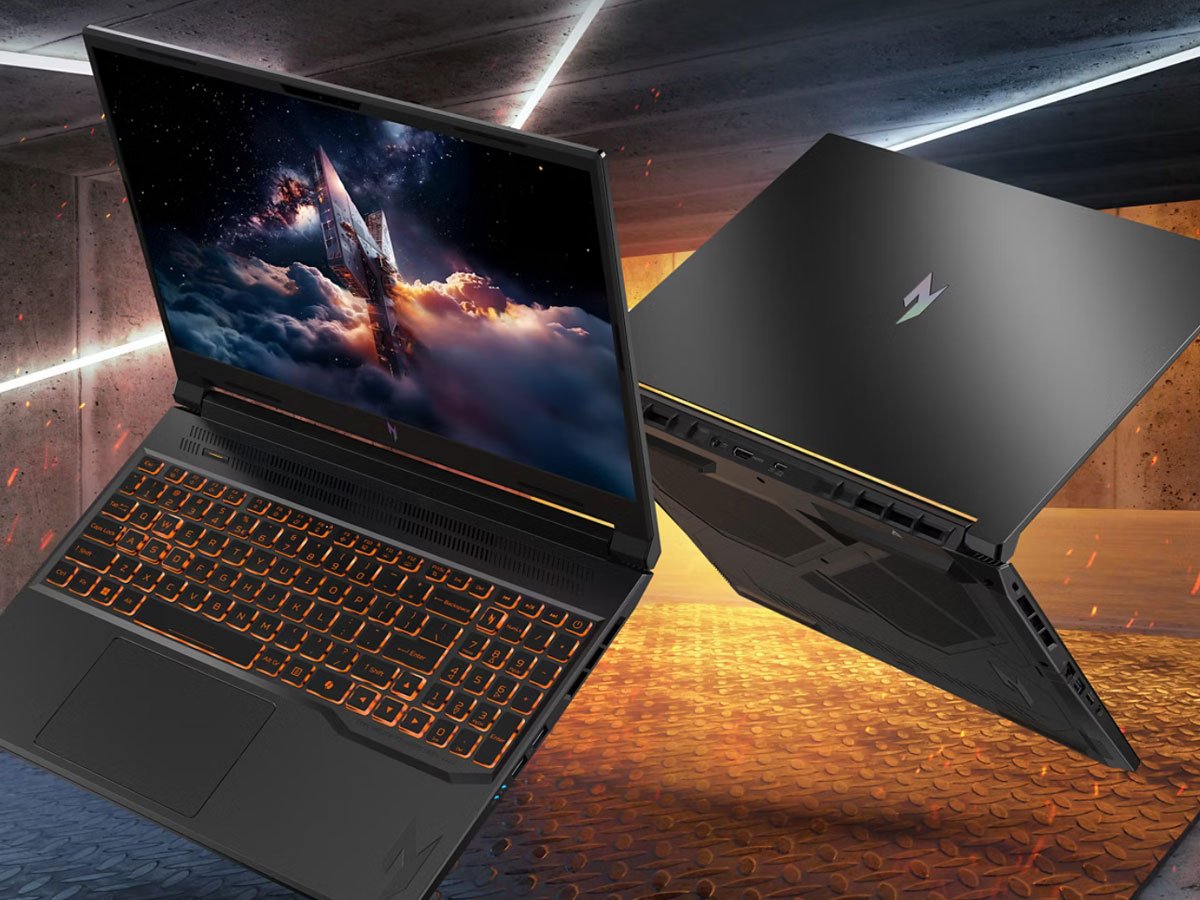 Laptop Acer Nitro V 16 AI przód i tył