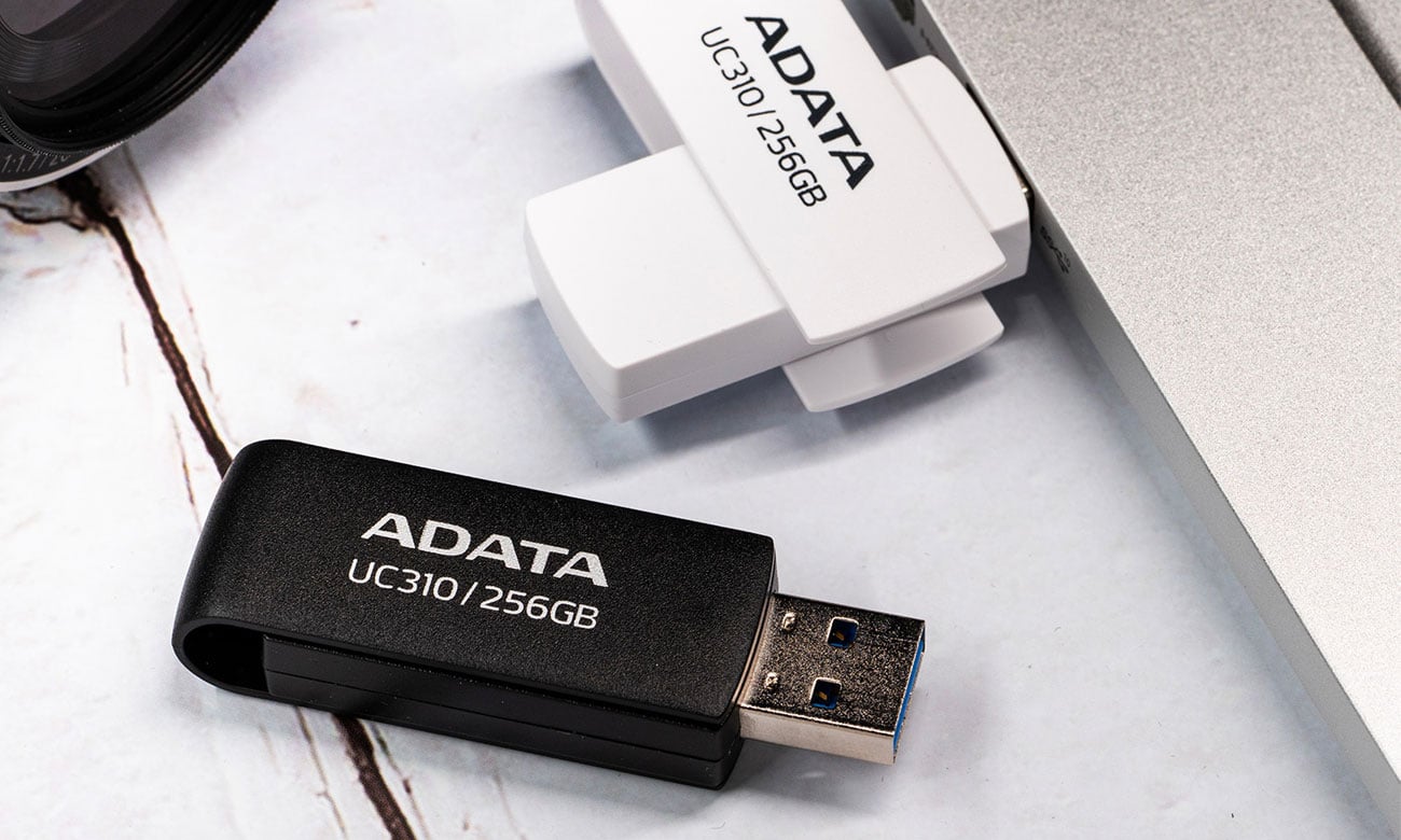ADATA UC310 pamięć flash