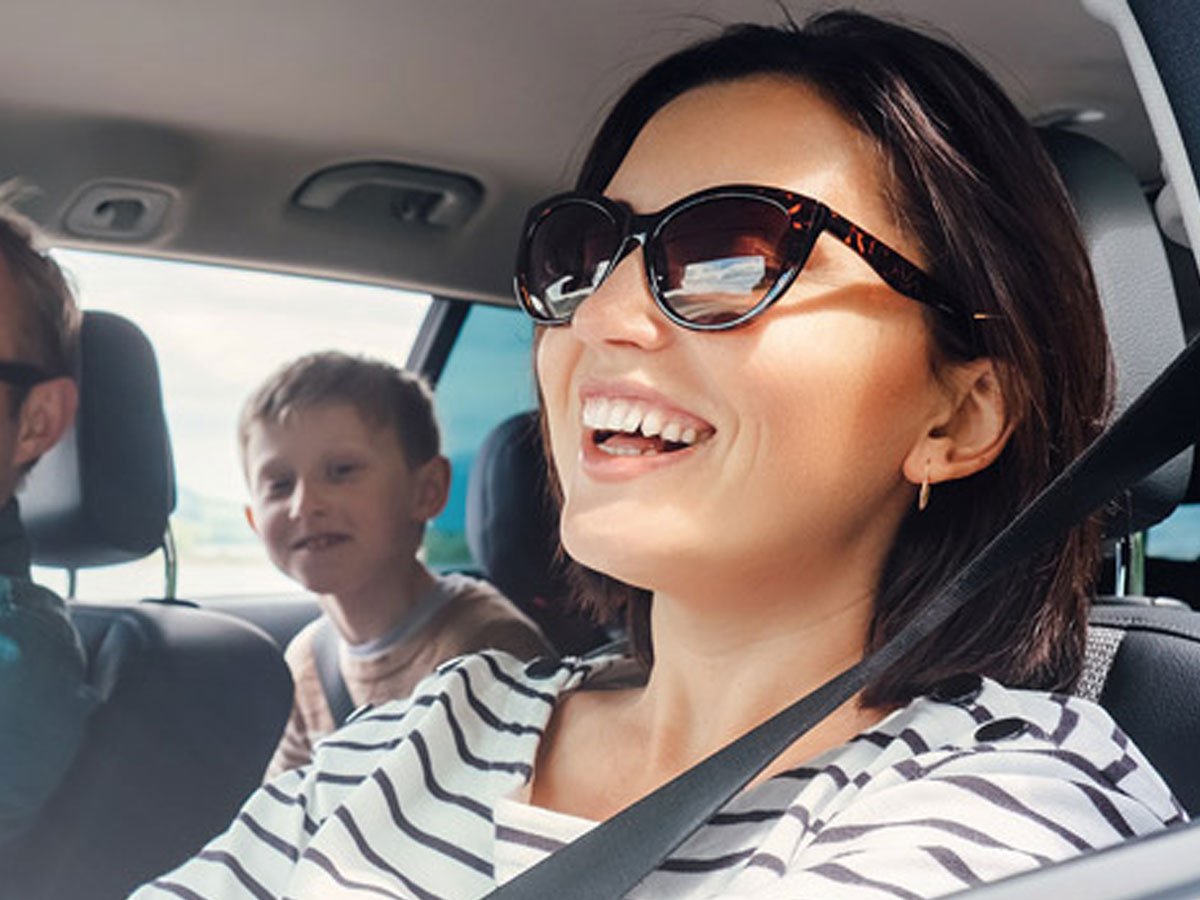 Samochodowa stacja multimedialna Alpine iLX-F115D - Szerokie możliwości łączności