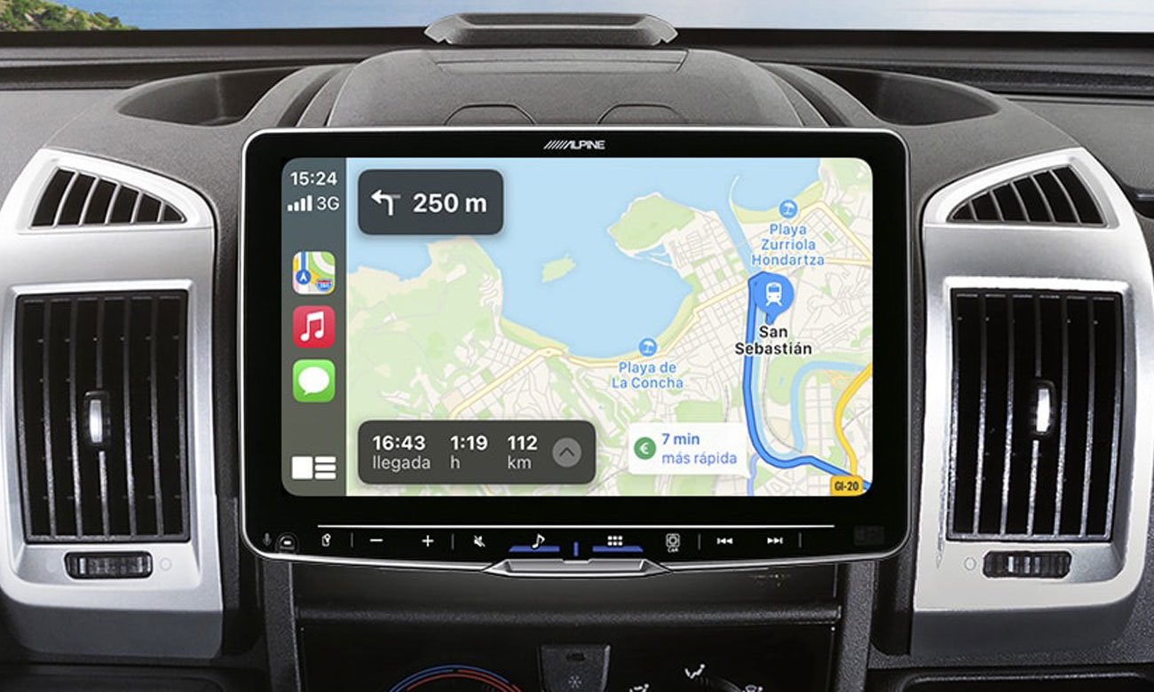 Samochodowa stacja multimedialna Alpine iLX-F905D - Grafika lifestyle