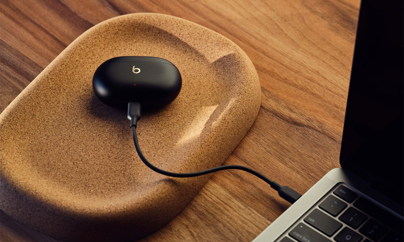 Beats Studio Buds + ładowanie słuchawek