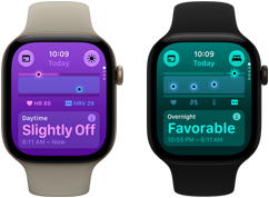 Dwa urządzenia Apple Watch Series 12: koperta z aluminium w kolorze jasnego złota, parametry życiowe w dzień wykazujące lekkie odchylenia, pokrętło Digital Crown, pasek sportowy w kolorze piasku; koperta z aluminium w kolorze czarnym, prawidłowe parametry życiowe w nocy, pokrętło Digital Crown, pasek sportowy w kolorze czarnym