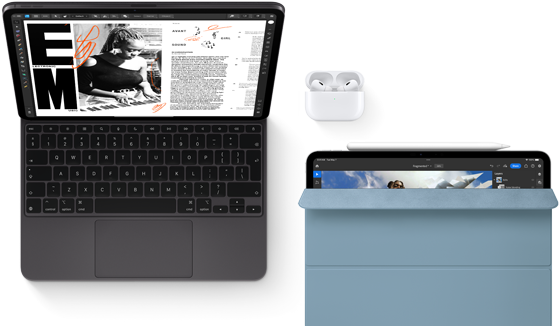 iPad Pro z klawiaturą Magic Keyboard i słuchawkami Airpods Pro. Drugi iPad z Apple Pencil i etui Smart Folio