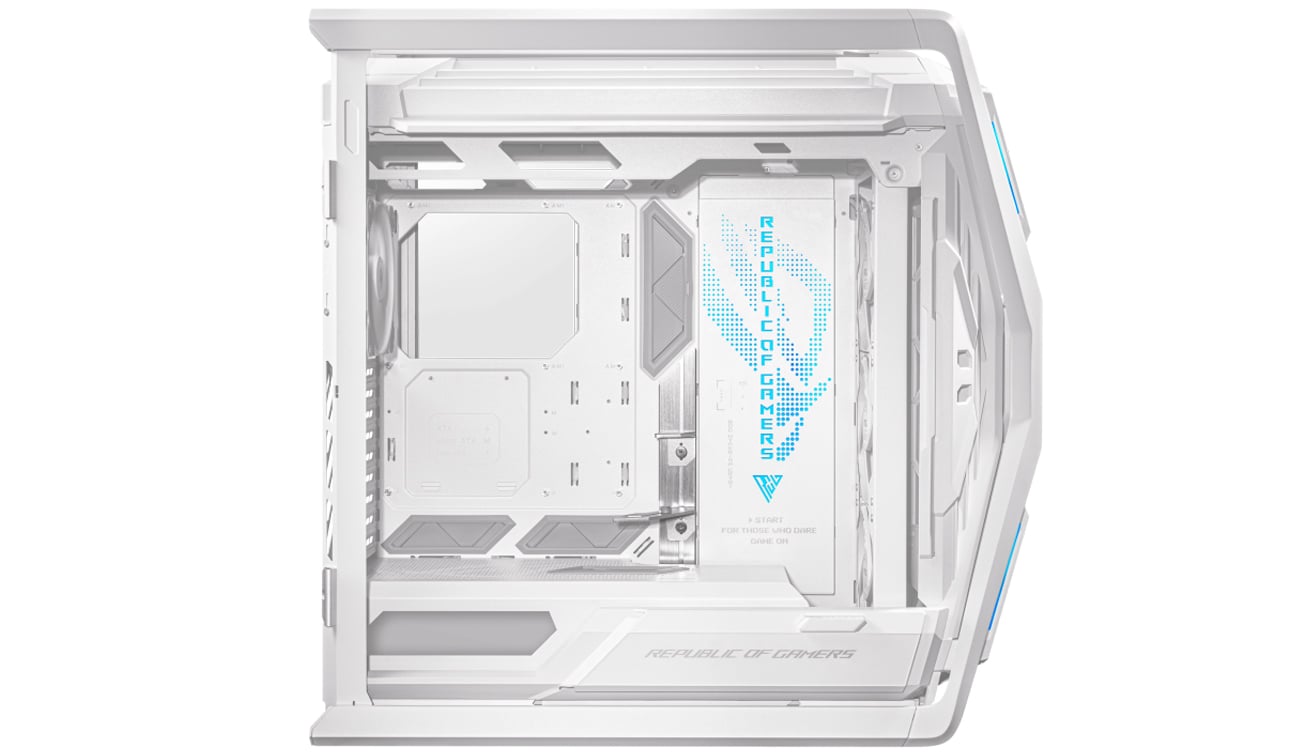 ASUS ROG HYPERION GR701 wnętrze