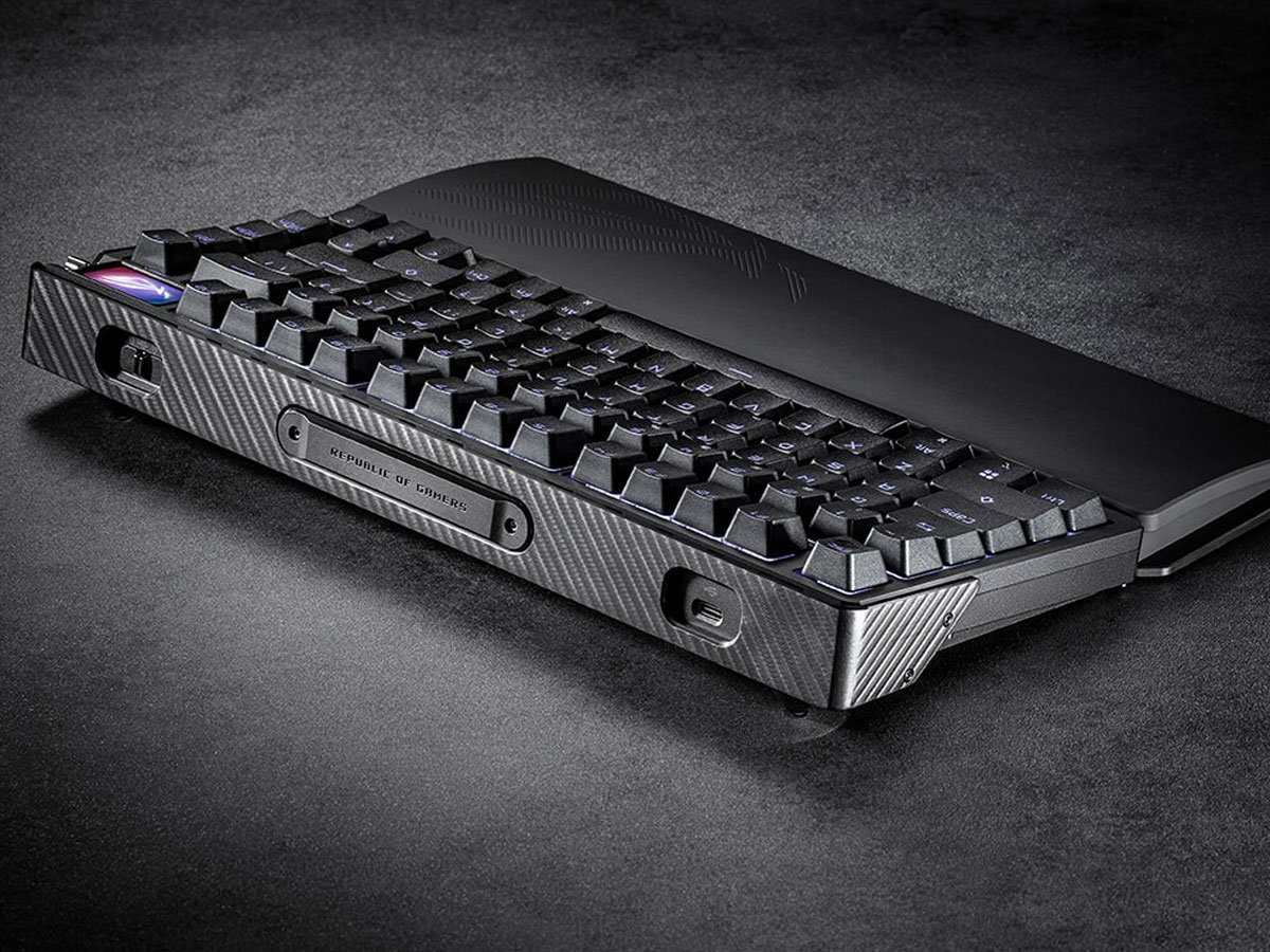 ASUS ROG AZOTH EXTREME