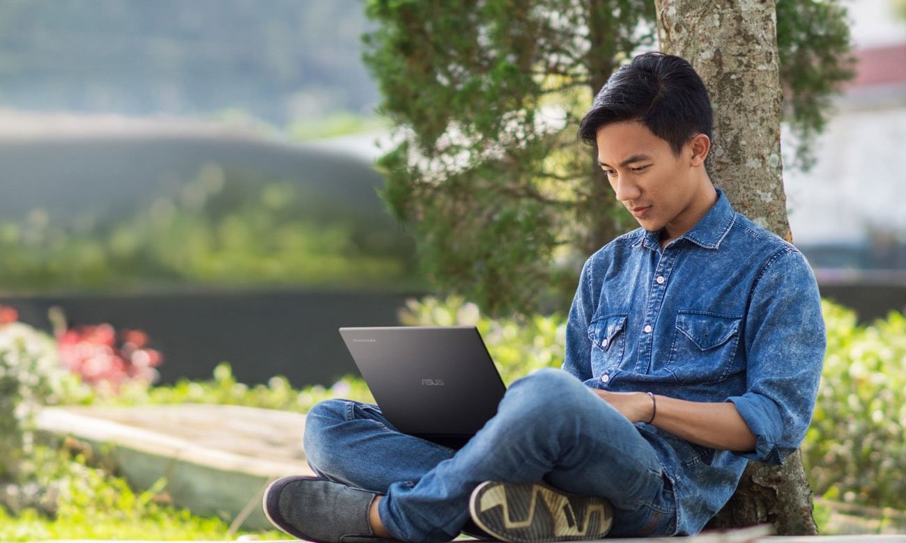 ASUS Chromebook Advanced look
