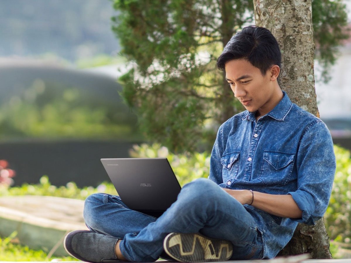 ASUS Chromebook Plus CX3402CVA tył