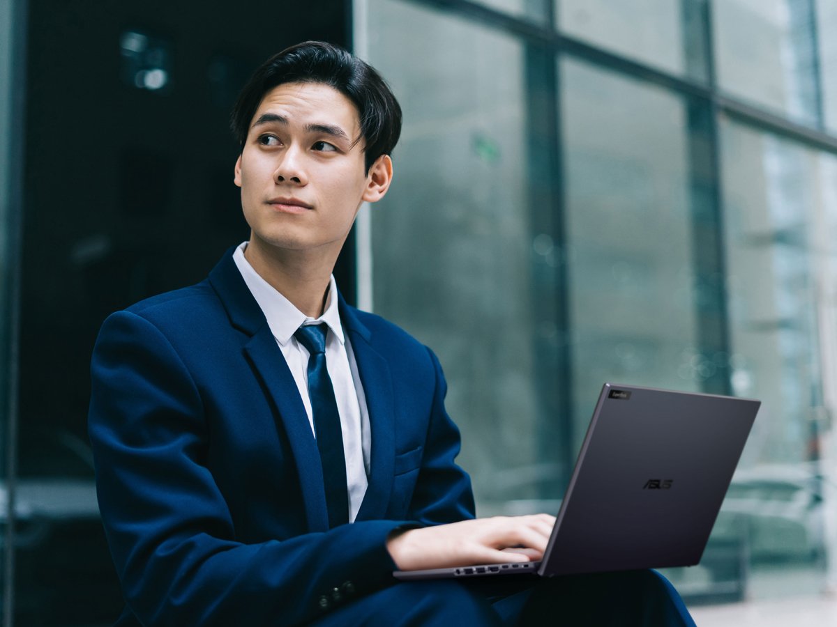 ASUS ExpertBook B5404 obudowa
