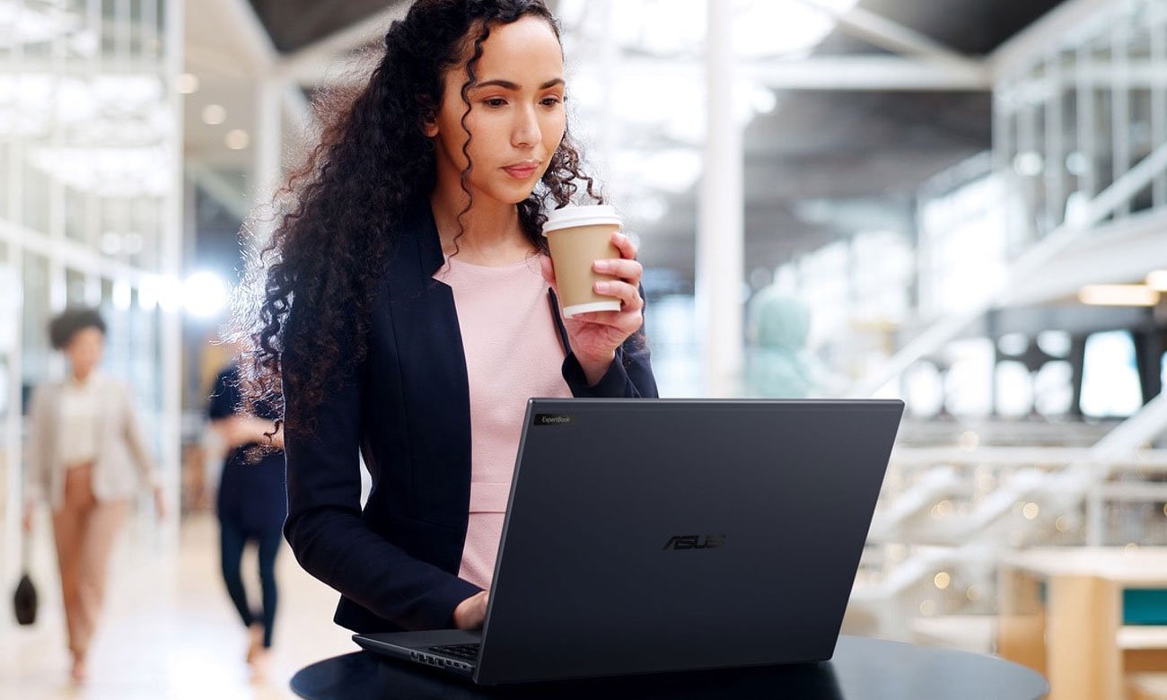 ASUS ExpertBook B5604 wygląd