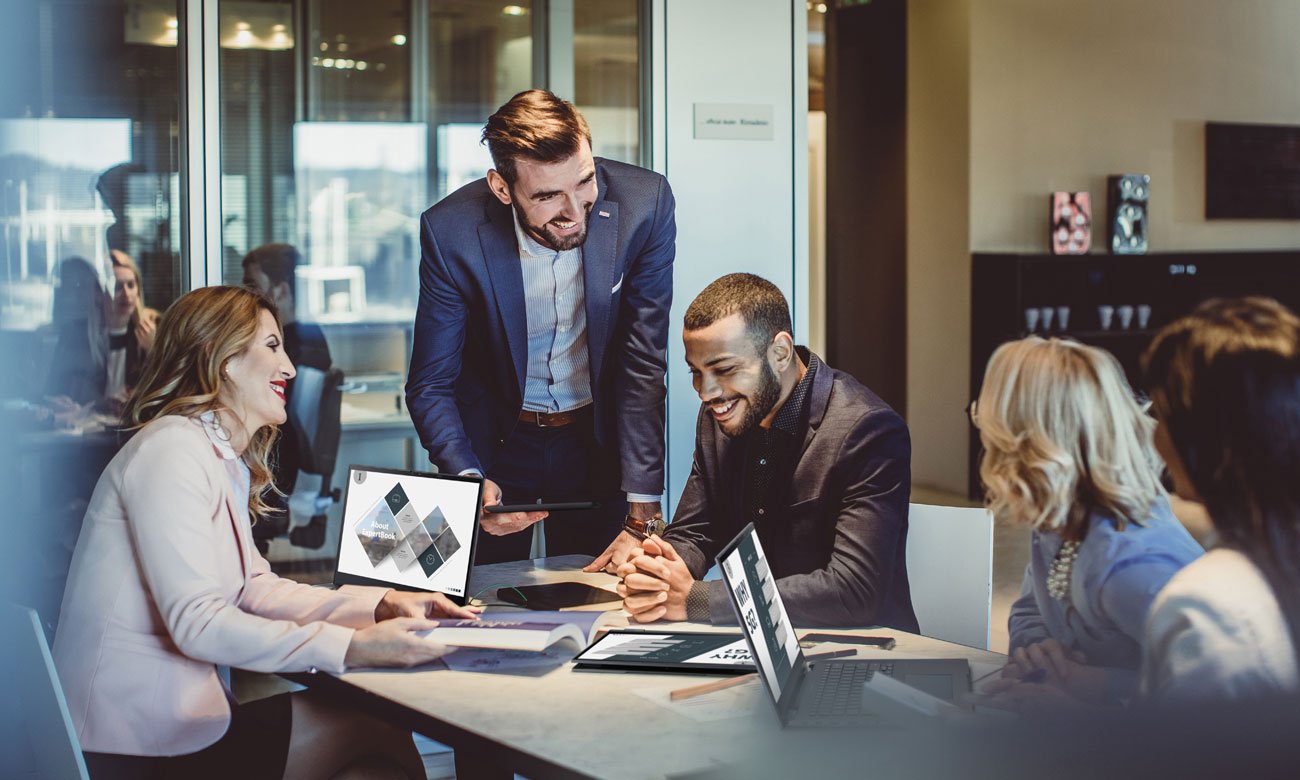 ASUS ExpertBook B7402 Flip laptop biznesowy