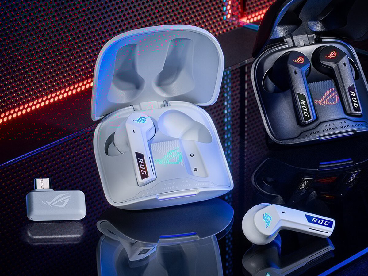 Słuchawki bezprzewodowe ASUS ROG Cetra True Wireless SpeedNova Białe - Grafika lifestyle