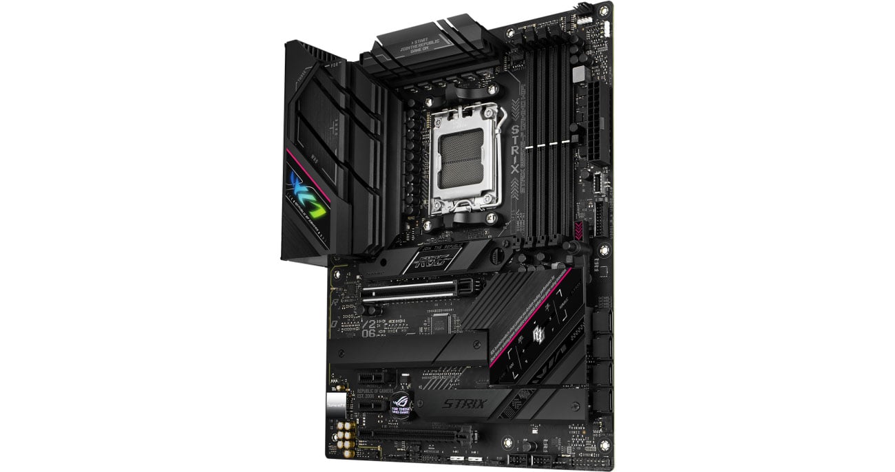 ASUS ROG STRIX B650E-F GAMING WIFI Złącza