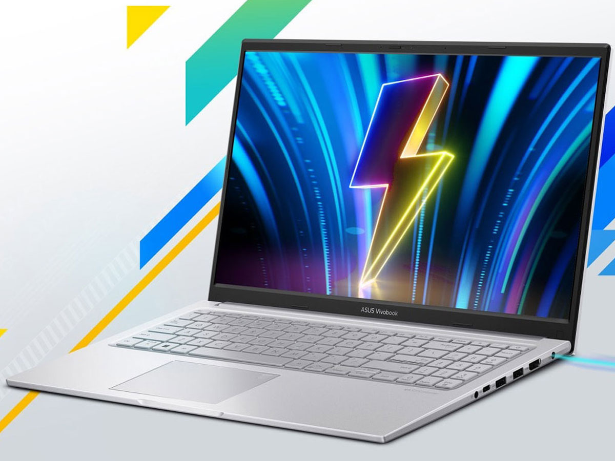 ASUS Vivobook 15 klawiatura i ekran