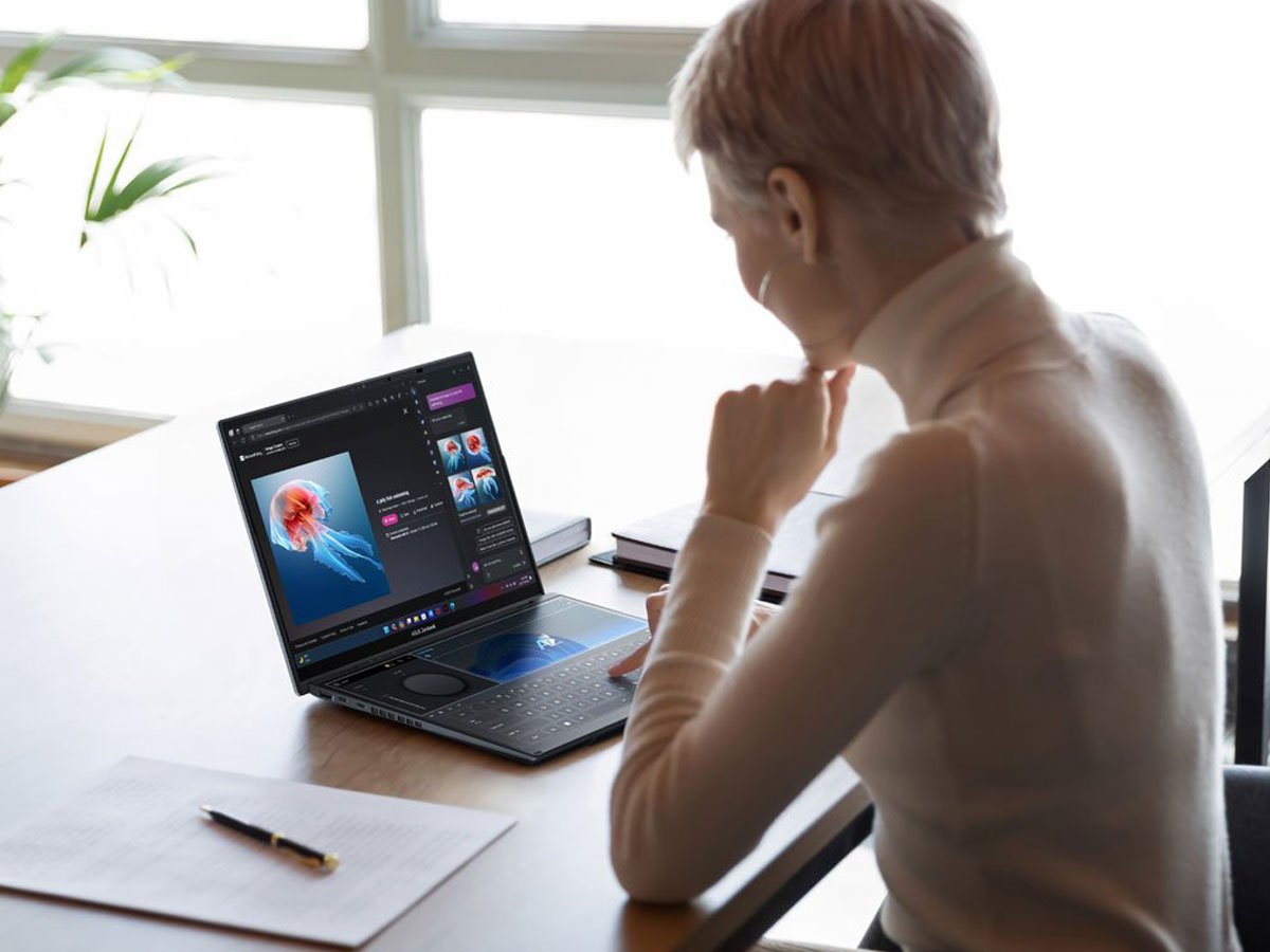 ASUS ZenBook Duo ekran