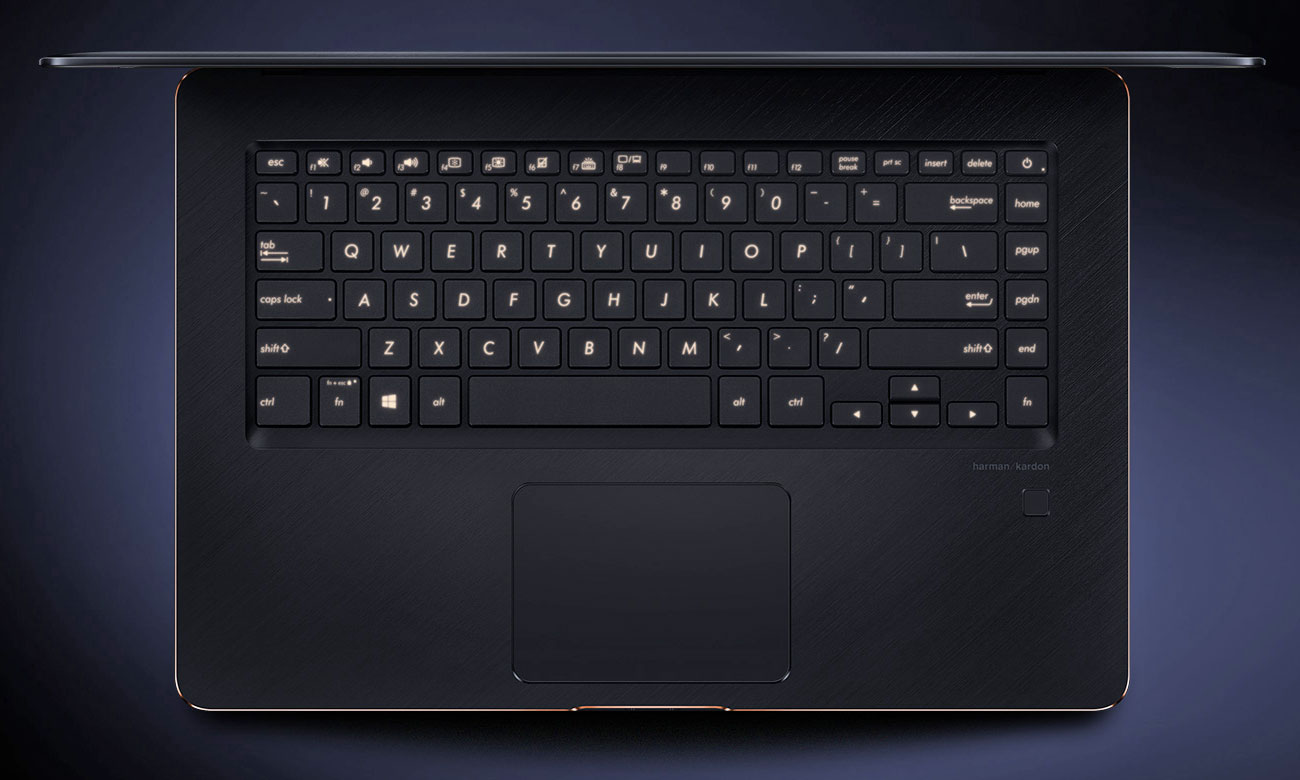 ASUS ZenBook Pro 15 UX550GE Podświetlana klawiatura, precyzyjny touchpad
