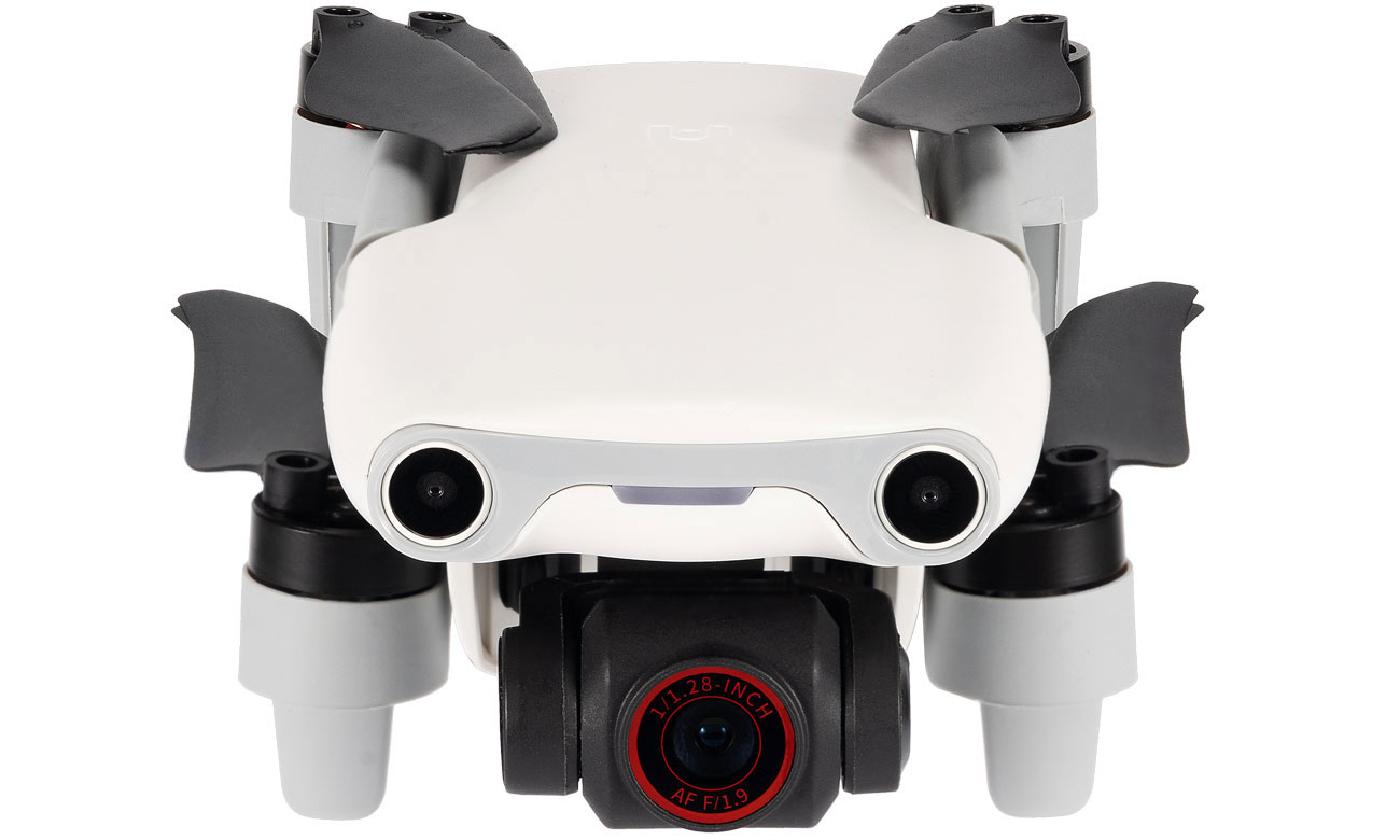 Dron Autel EVO Nano+ Premium Bundle w kolorze białym - Widok z przodu przy złożonych śmigłach