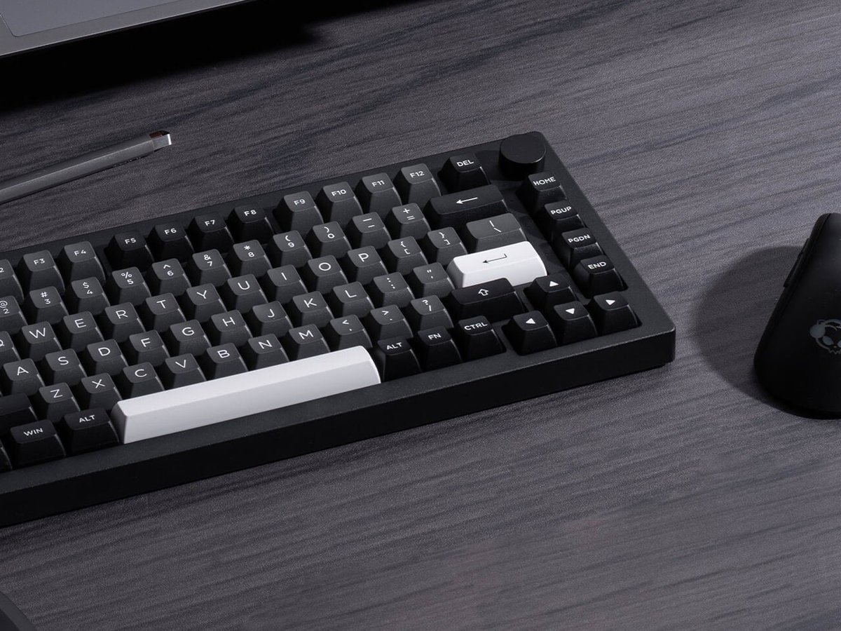 Akko Black & Silver 5075B Plus