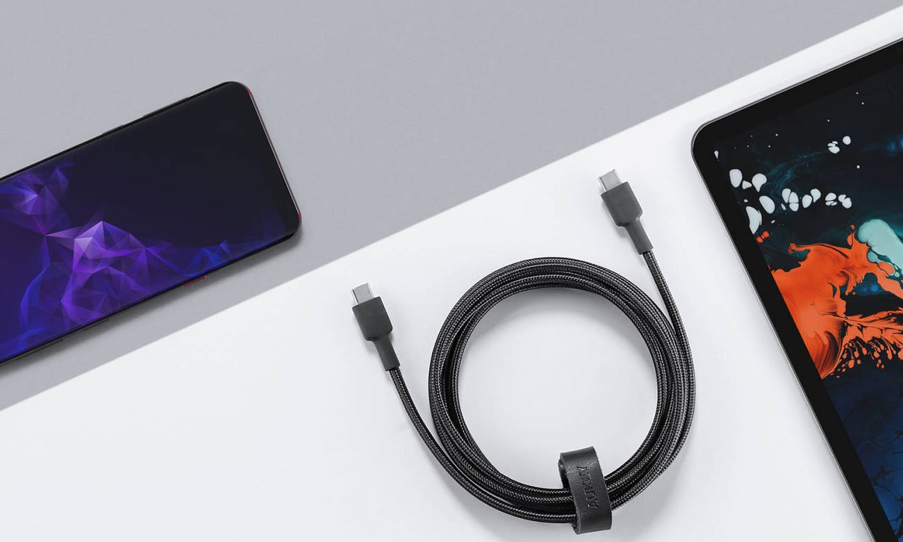 Aukey CB-CD45 kabel USB-C QC 18 W 0,9 m w oplocie