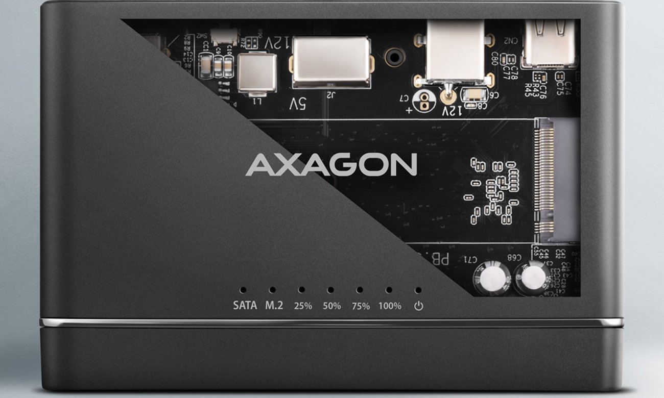 Adapter Axagon Clone Master 2 dysk we wnętrzu