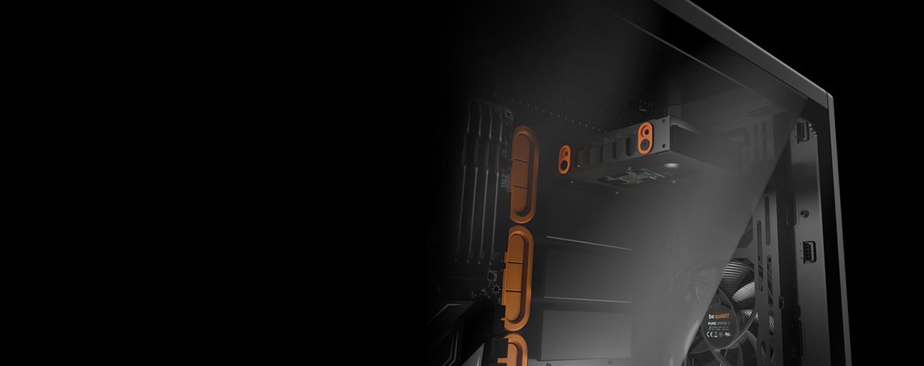 Silent Base 601 pomarańczowa z oknem duża przestrzeń