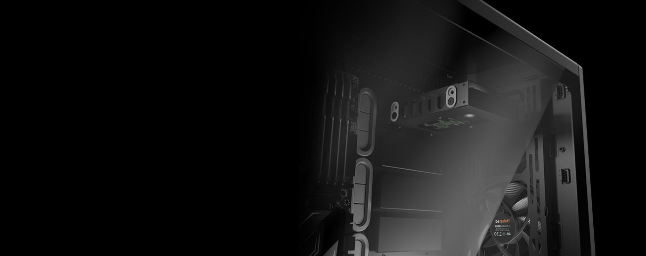 Silent Base 601 srebrna z oknem duża przestrzeń