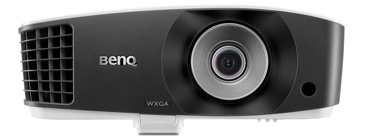 BenQ MW705 DLP plug and play mobile enertainment