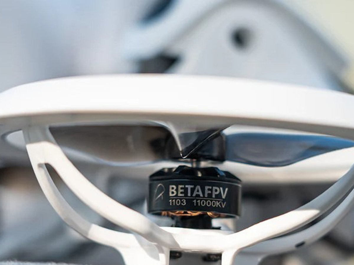 Dron BetaFPV Cetus X Kit ELRS - Potężny układ napędowy