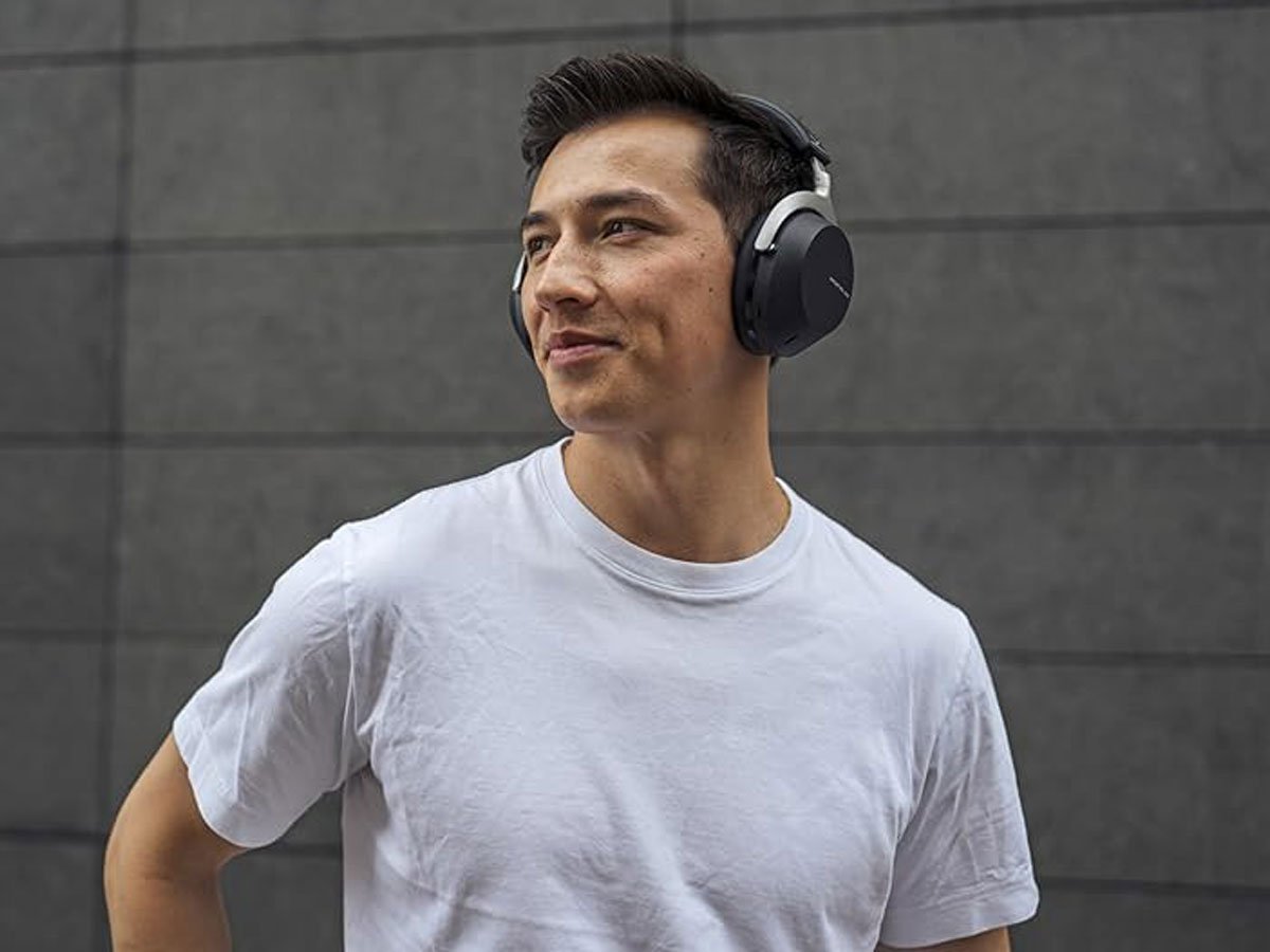 Słuchawki bezprzewodowe Beyerdynamic Aventho 300 - Grafika lifestyle