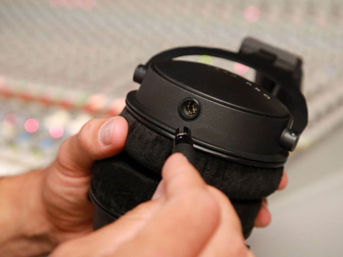 Słuchawki Beyerdynamic DT1770 PRO mkII - Grafika lifestyle