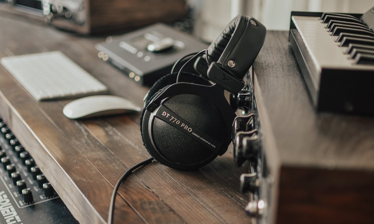 Beyerdynamic DT770 Pro Limited Black Edition 80Ohm - Grafika