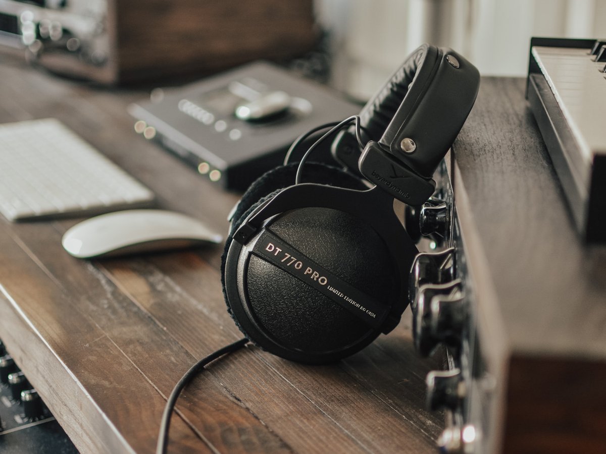 Beyerdynamic DT770 Pro Limited Black Edition 80Ohm - Grafika