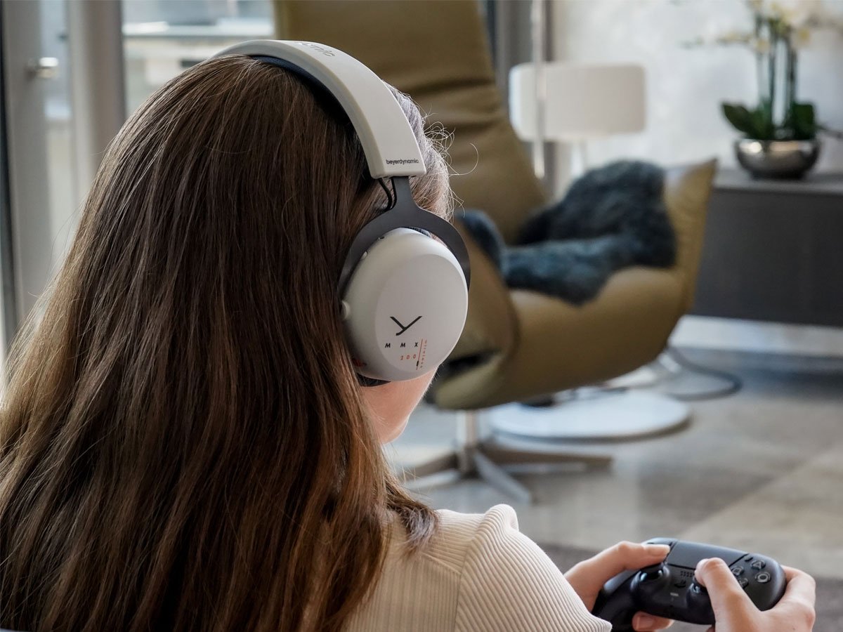 Słuchawki bezprzewodowe Beyerdynamic MMX 200 Szare - Pełna kontrola nad rozgrywką