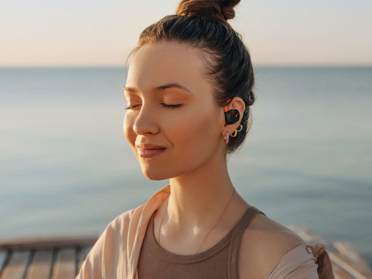 Słuchawki bezprzewodowe Beyerdynamic Verio 200 Czarno-pomarańczowe - Grafika lifestyle
