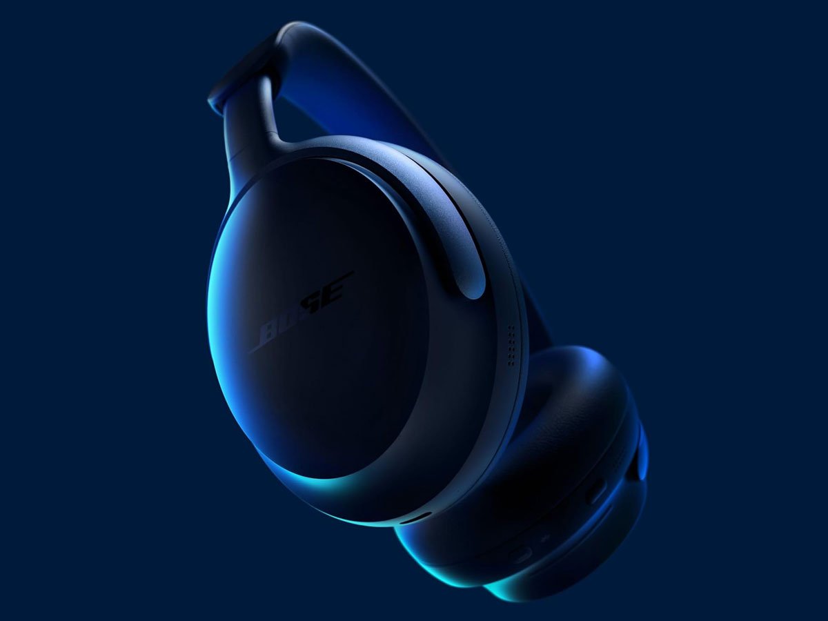 Słuchawki bezprzewodowe Bose QuietComfort Ultra Niebieskie - Grafika lifestyle