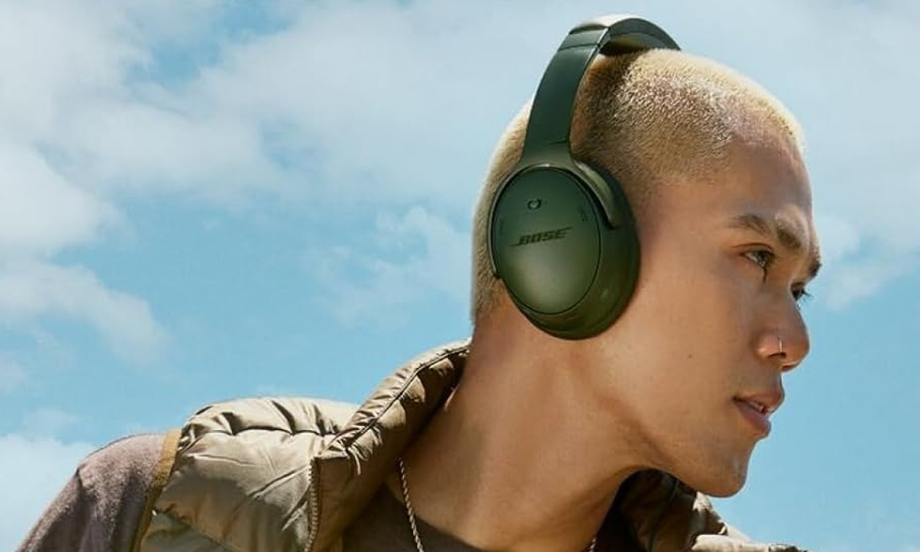 Słuchawki bezprzewodowe Bose QuietComfort Zielone - Grafika lifestyle