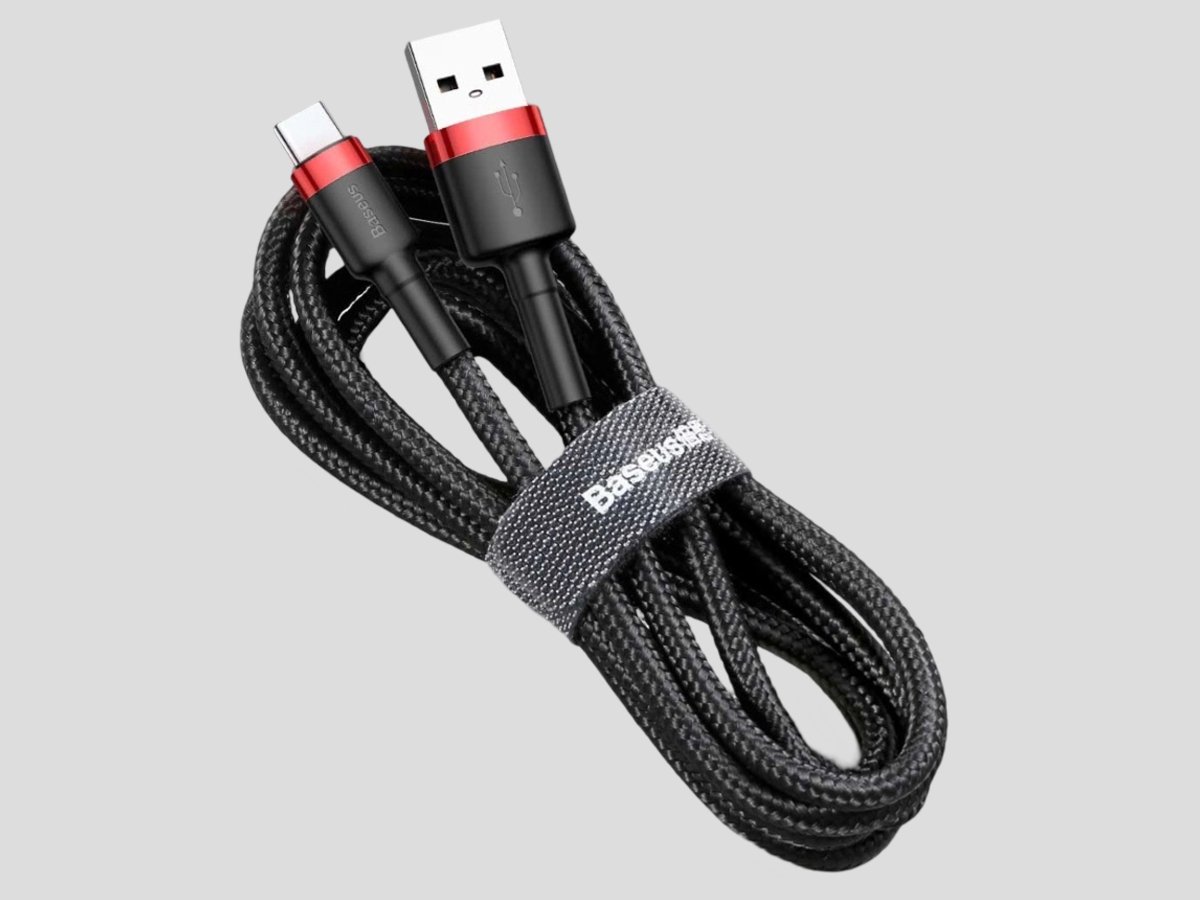 Kabel Baseus Cafule USB-A - USB-C 1m Czarno-czerwony - Grafika z tłem