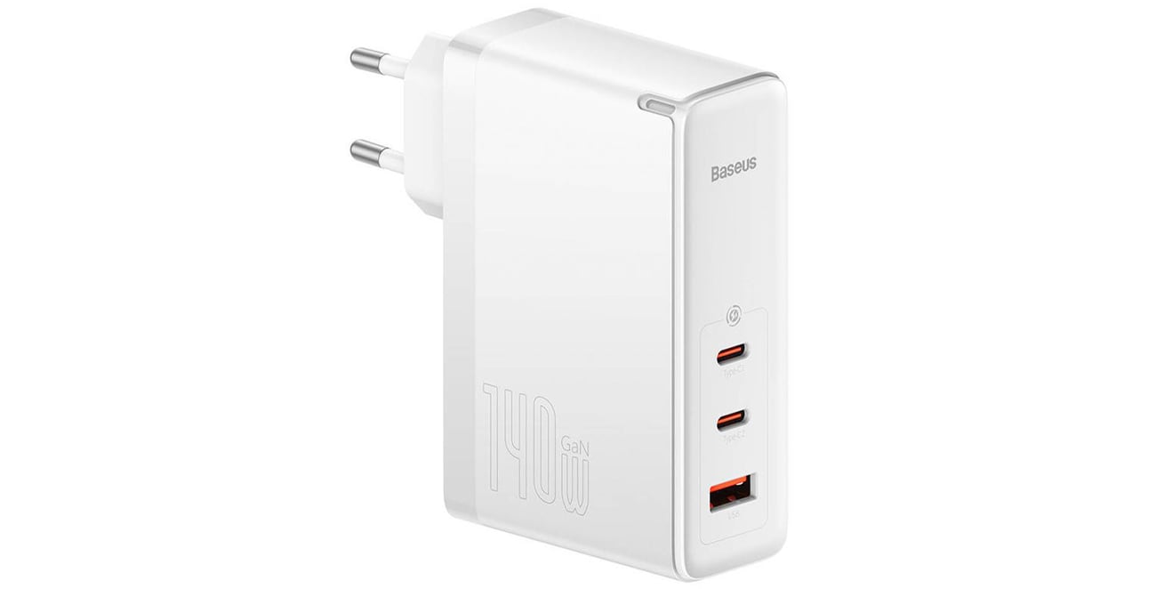 Baseus GaN5 Pro Netzladegerät 2xUSB-C + USB, 140W (weiß)